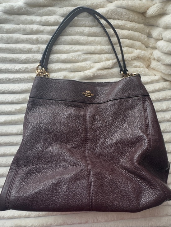 Coach Handbags - Coach Brown Pebbled Leather Hobo Shoulder Bag with Gold Hardware
